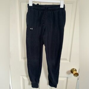Under armour Sweatpants size Medium kids with pocket